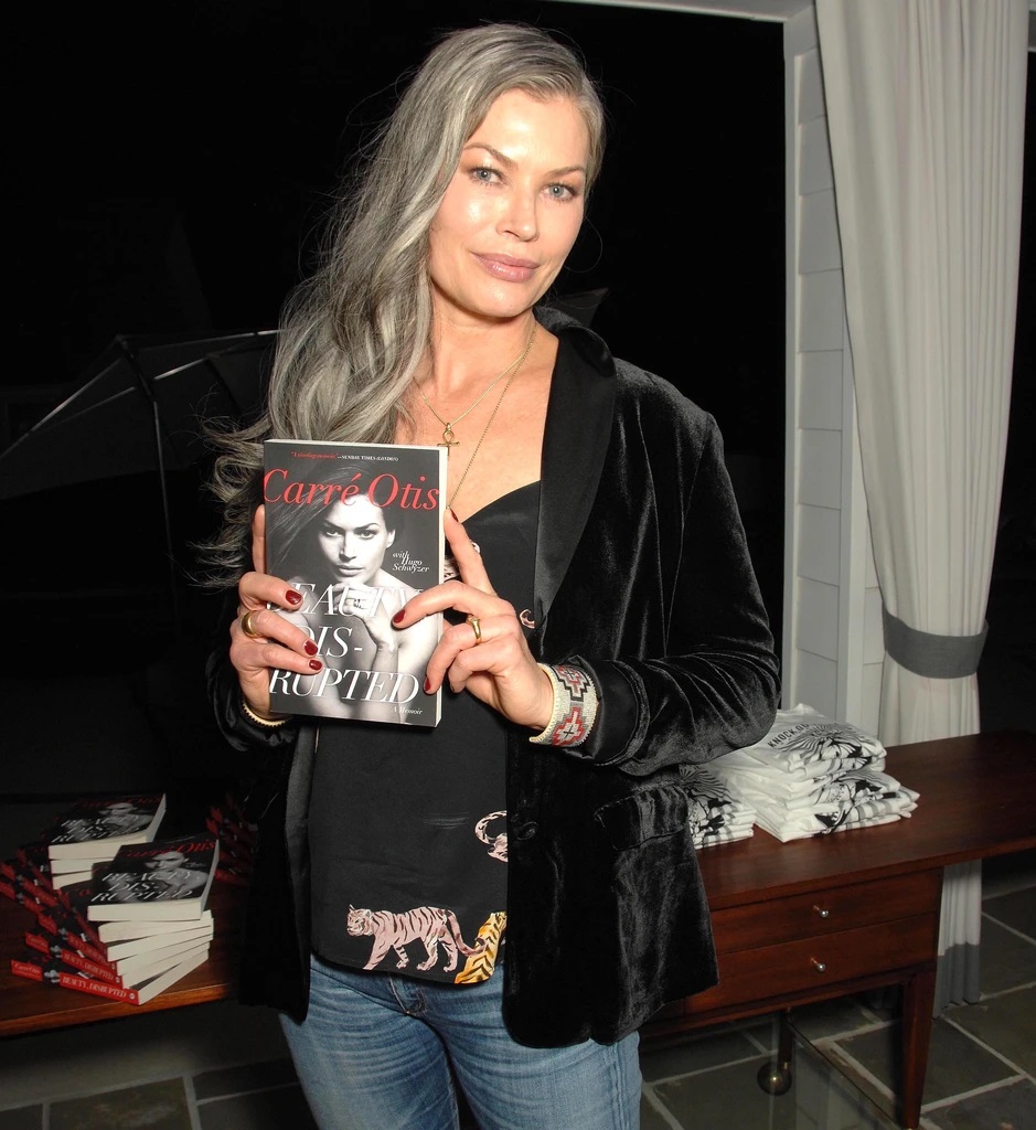 Knock Out Abuse Lived And Learned Series with Supermodel carre Otis photo by Anna Maria Noel
lert